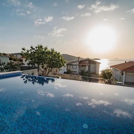 Miracle Semesterbostad *