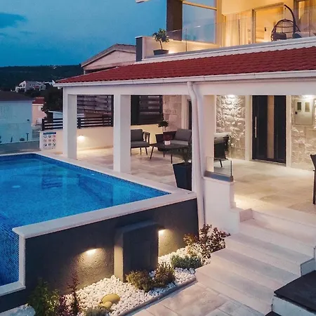 Holiday home Miracle *
